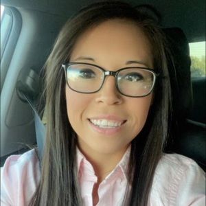 Meet your Posher, Briana